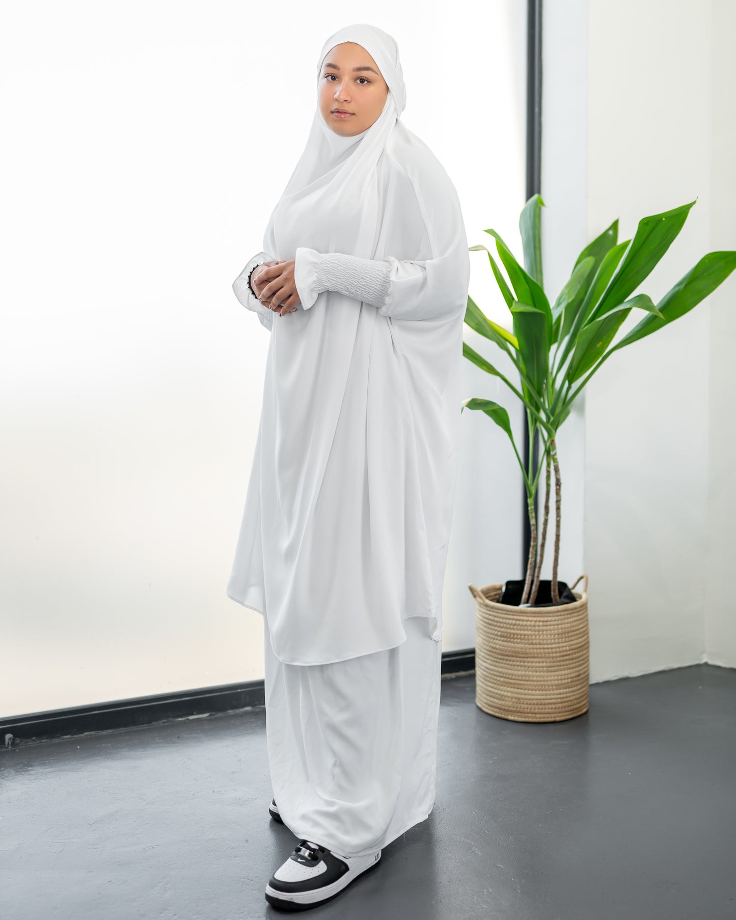 White jilbab set